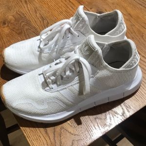 Adidas swift run x